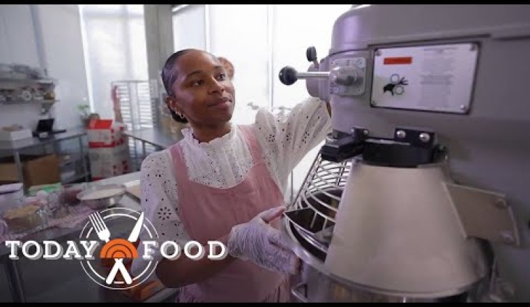 Fleur-Ishing: How This Baker Started a Craze With Her Cookies