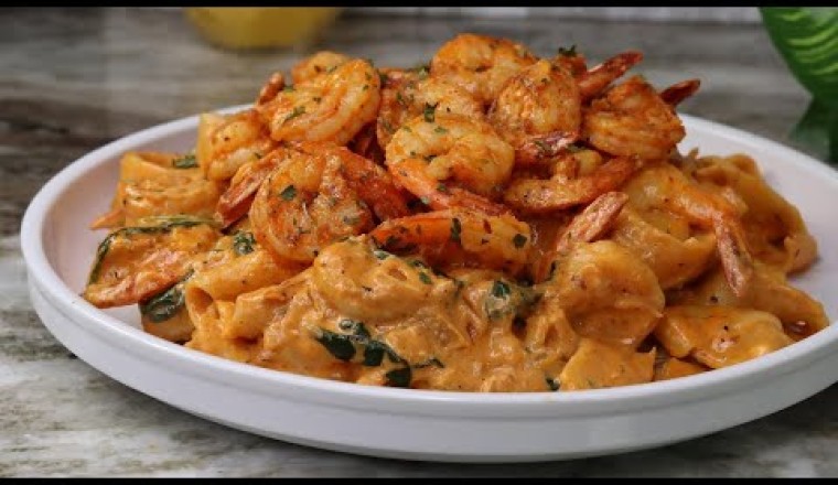 Shrimp Pasta With Creamy Spicy Tomato Sauce