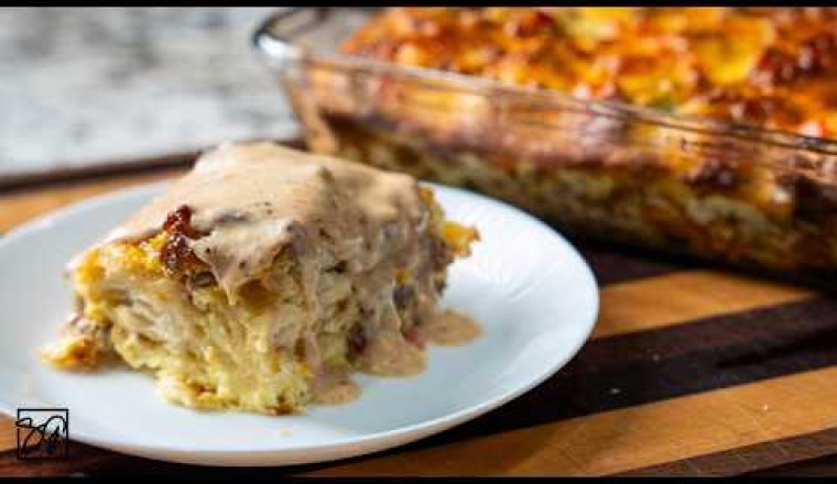 Biscuit, Sausage, and Gravy Breakfast Casserole