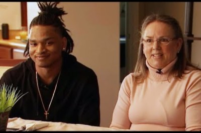 Grandma Spends 6th Thanksgiving With Man She Texted by Mistake