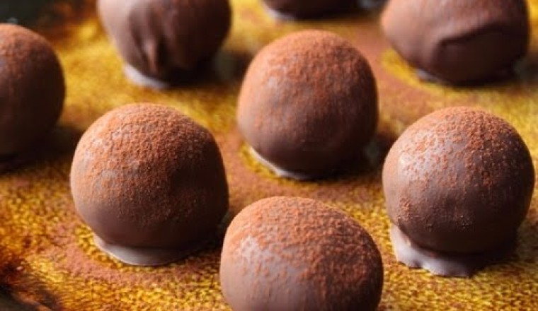 3 Ingredient Rum Balls