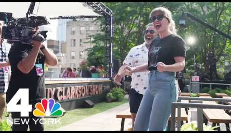 What does Kelly Clarkson sing in the shower? Behind the scenes at 'The Kelly Clarkson Show'