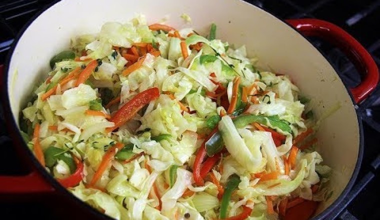 Classic Jamaican Steamed Cabbage