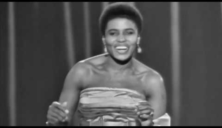 Miriam Makeba - Qongqothwane (The Click Song)