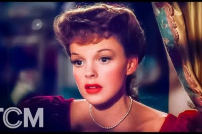 Judy Garland Performs 