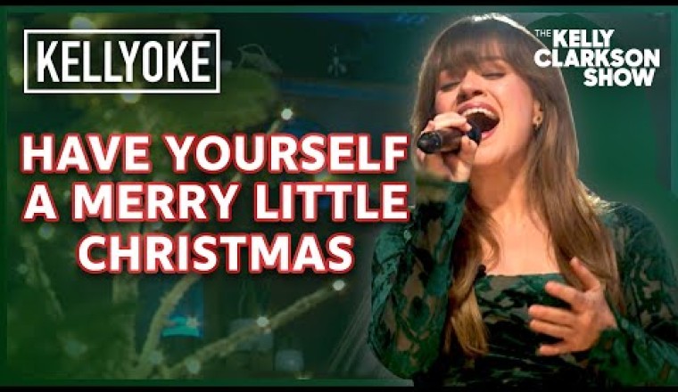 Kelly Clarkson Sings 'Have Yourself A Merry Little Christmas'