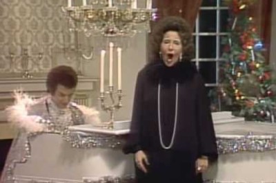Liberace's Musical Tribute to the Holidays