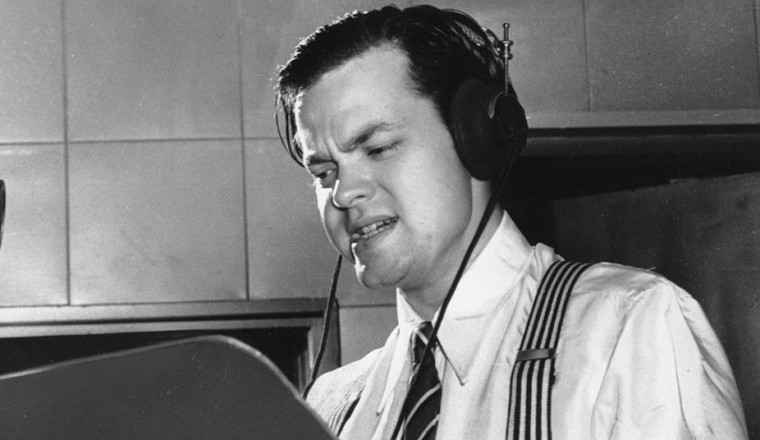 Magician: The Astonishing Life and Work of Orson Welles (2014)