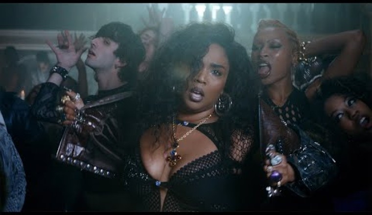 Lizzo Introduces New Musical Era With ‘Love in Real Life’