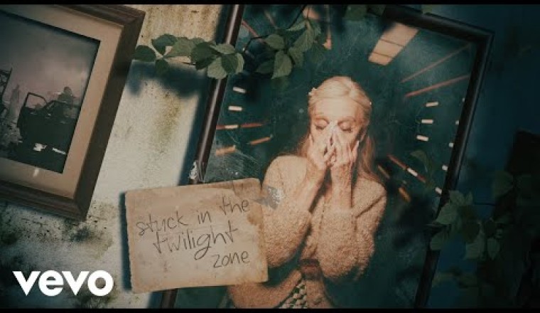 Ariana Grande - twilight zone