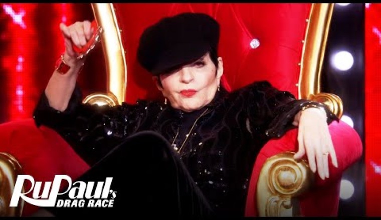 Liza Minnelli Receives The "Giving Us Lifetime" Achievement Award