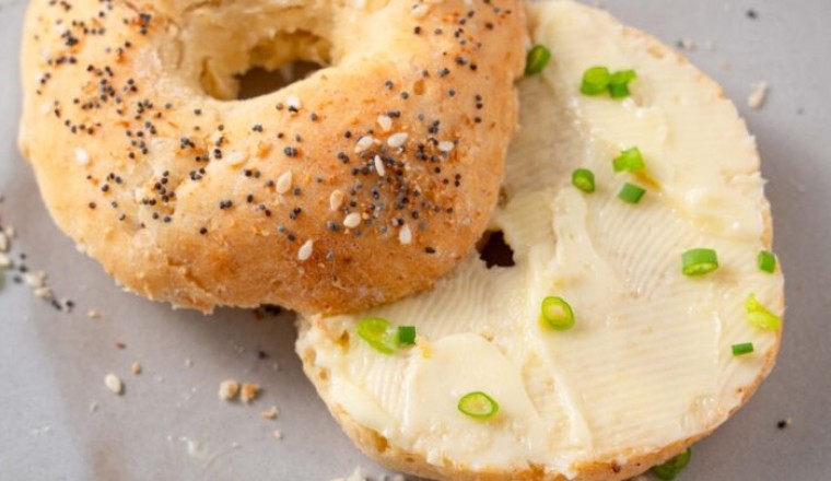 3 Ingredient Cottage Cheese Bagels
