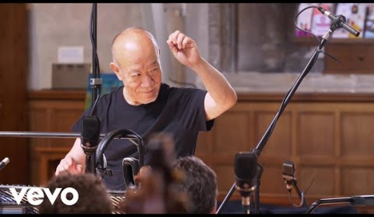 Joe Hisaishi - Merry-Go-Round of Life (from “Howl’s Moving Castle”)