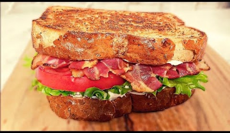 Classic BLT Sandwich