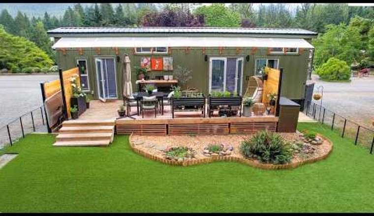 Her Gorgeous Tiny House for Early Retitement! 3 Bedrooms!