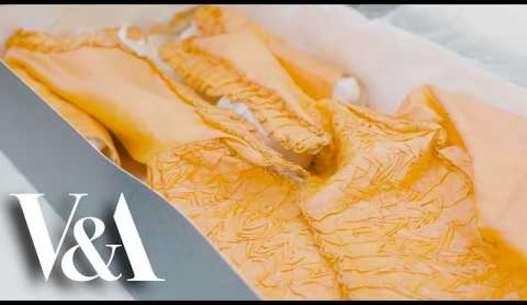Mounting an 18th-century Silk Dress – Textile Conservation Step-by-Step