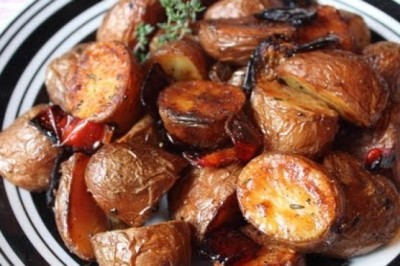 Roasted Red Potatoes - Simple Yet Awesome Roasted Potato Side Dish